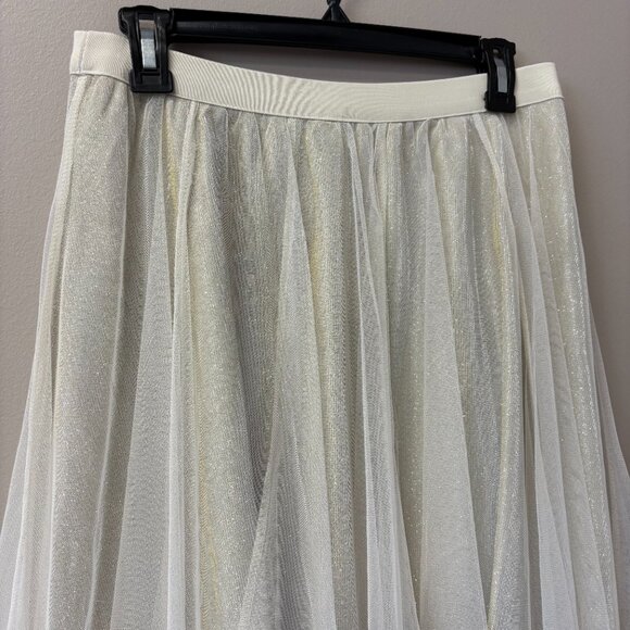 Origami Tool Holiday Skirt - Picture 2 of 4